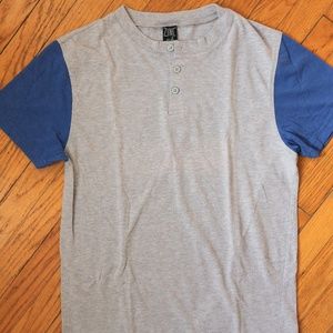 Zine Grey and Blue short sleeve henley